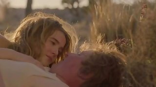 Zoey Deutch - Flower (2018)