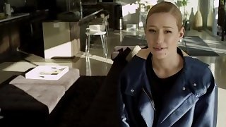 IGGY AZALEA GETS FUCKED IN HOTEL ROOM (73 QUESTIONS PARODY)
